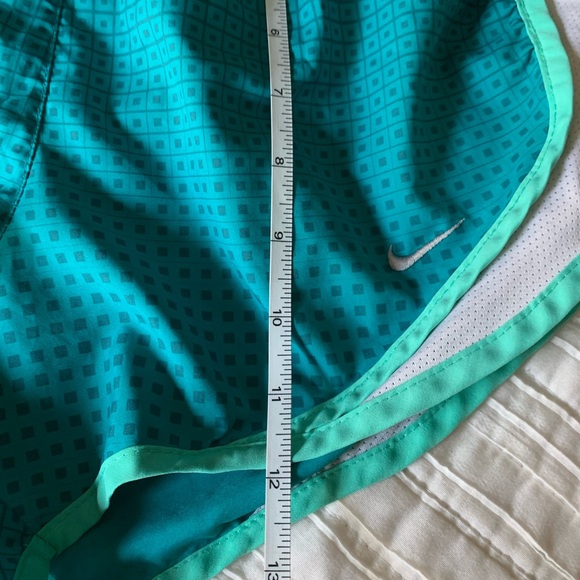 Nike Dri-Fit Tempo Running Shorts Lined Hidden Pocket Medium White Strip… - Picture 6 of 6